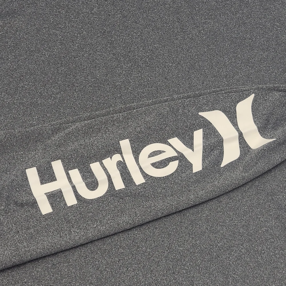 Hurley boys' rashguard top size L